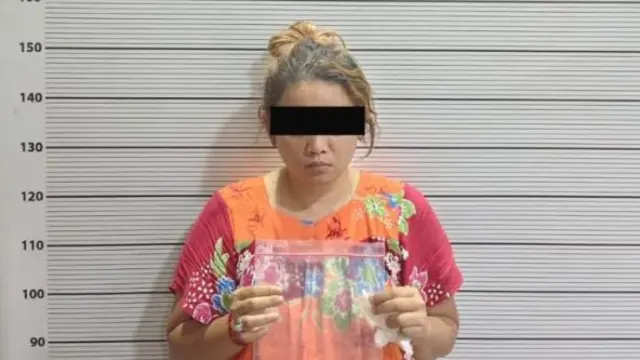 Kepling Wanita Di Medan Mengedarkan Narkoba Vape Jenis Pod Getar & Inex